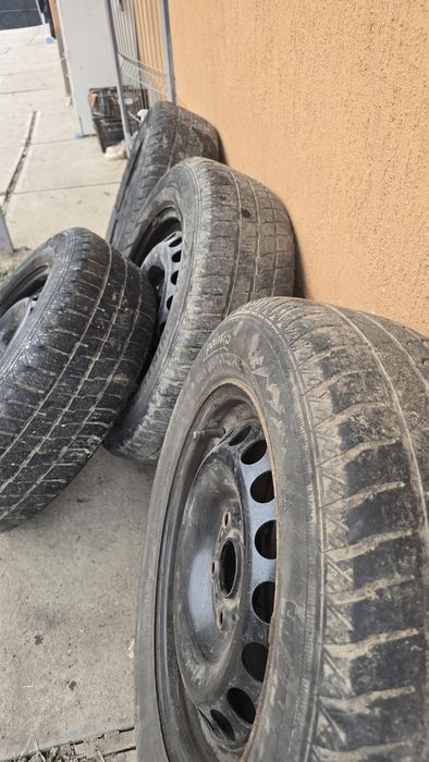 Vând genți de golf 6