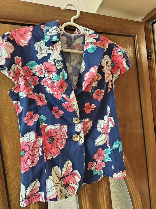 Сако с къс ръкав