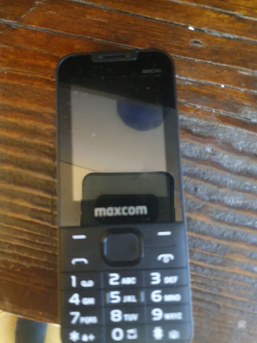 Telefon maxcom nou
