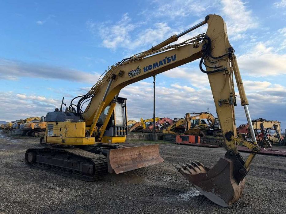 Cabina excavator senile Komatsu PC 228 USLC piese