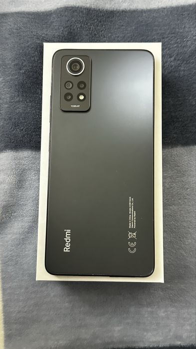 продам телефон в откличном состаяние