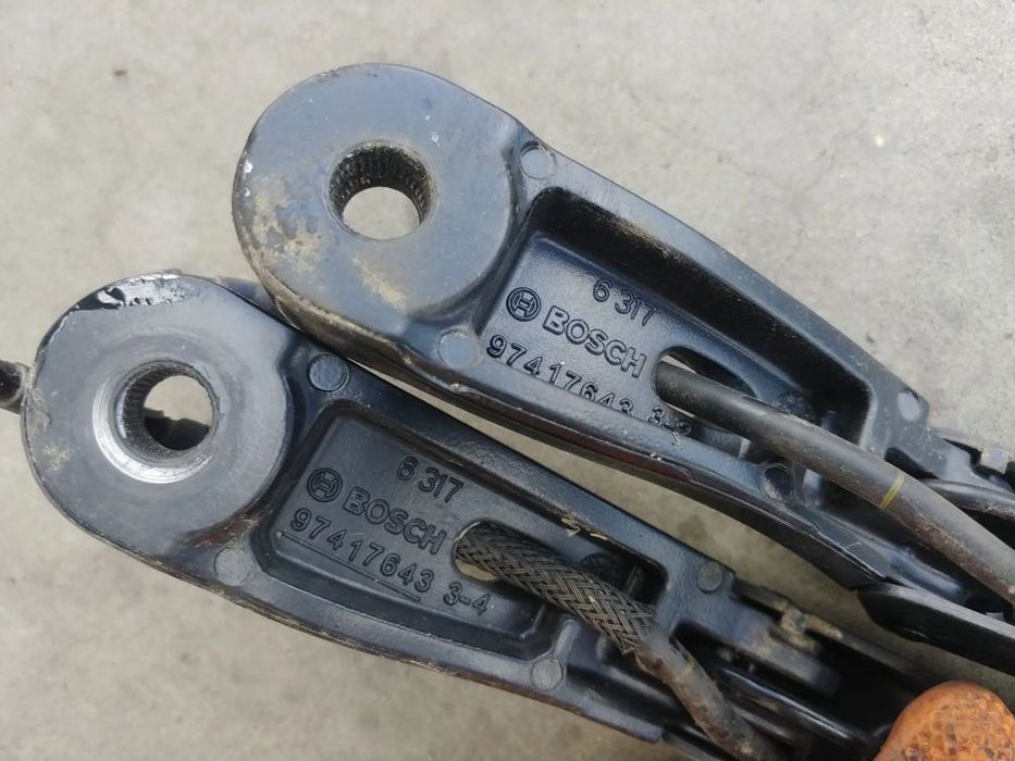 set brate stergator  peugeot 5008 2 9610664980