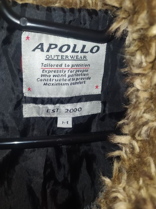 Теплая безрукавка