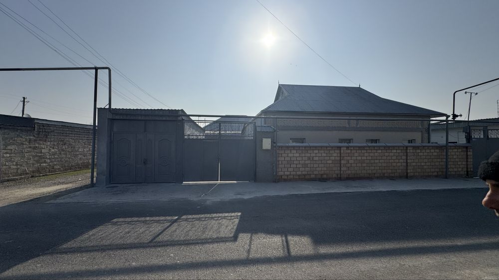 Uy Sotiladi Sirdaryo Shaharda