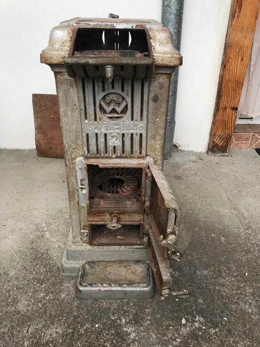 Винтидж печка на дърва и въглища Вулкань