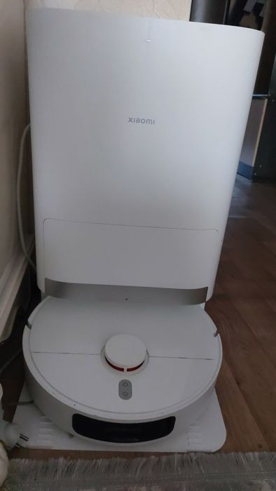 Продам робот пылесос xiaomi vacuum x20+