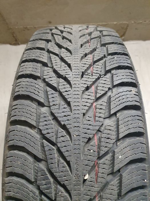 Продам комплект Зимней резины