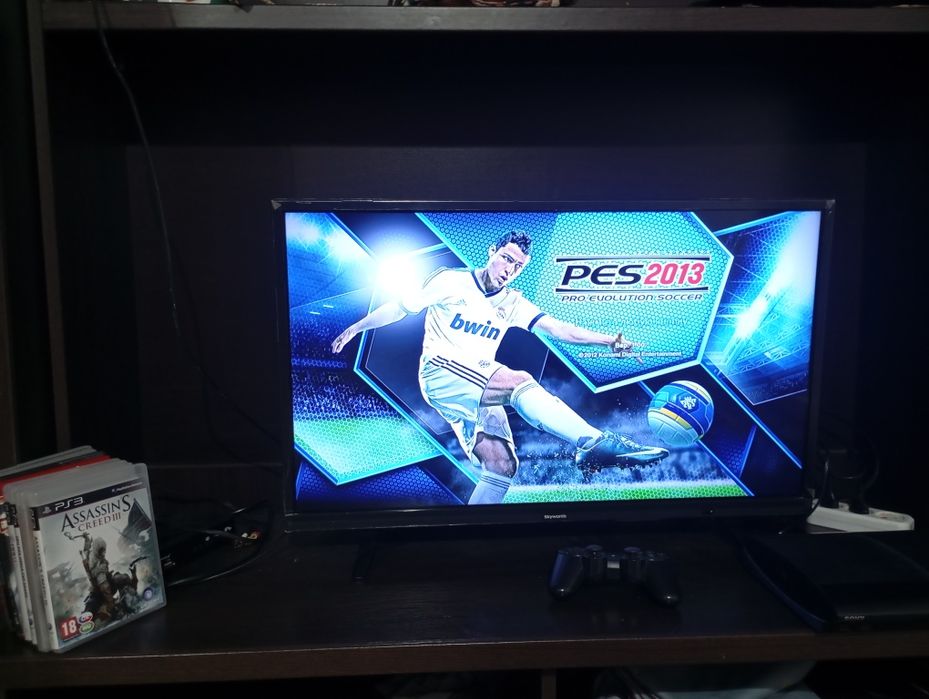 Продам Ps3 Super slim