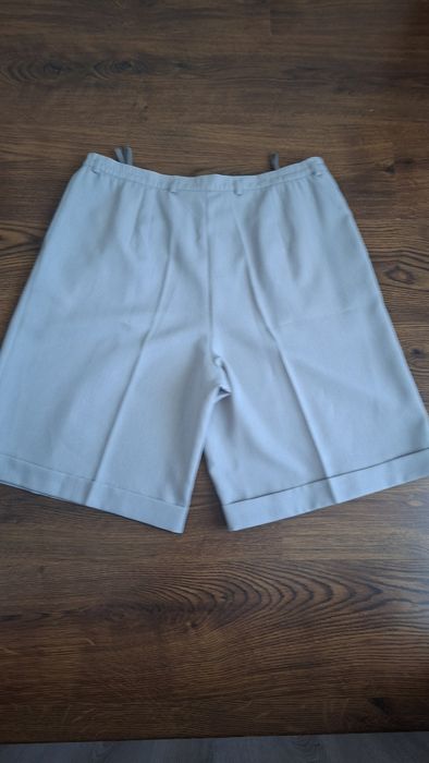 Pantaloni scurti 50/52