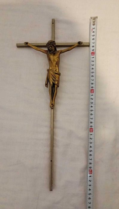 Cruce / crucifix vechi, de dimensiuni mari, din alama/bronz, de colectie
