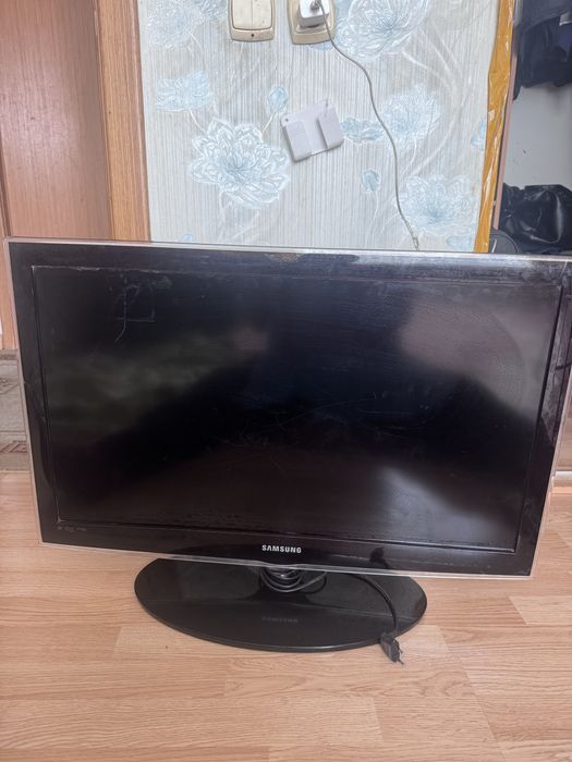 Продам телевизор Самсунг