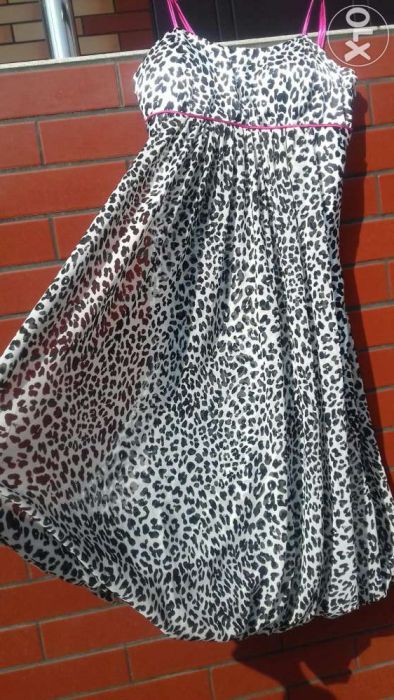 Продам платье 38 размер