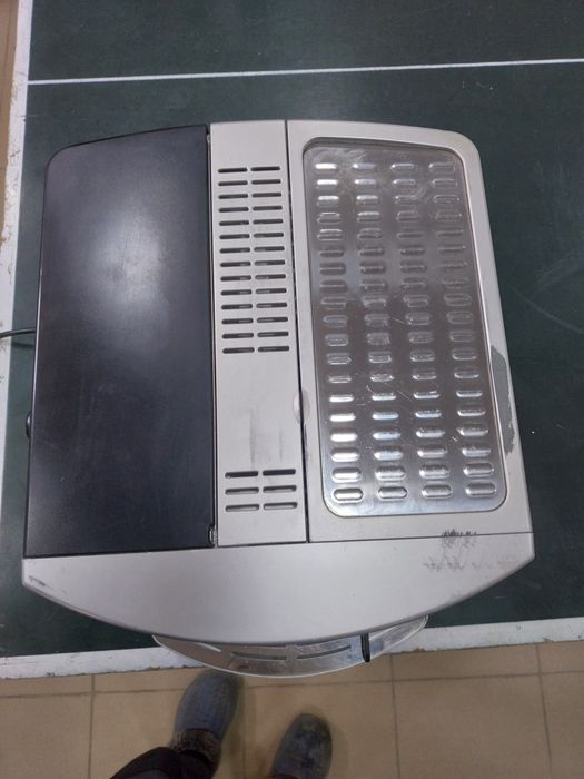 Expresor Delonghi Magnifica