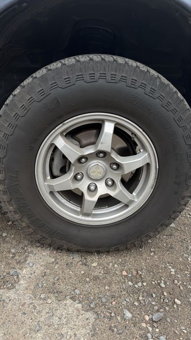 Продам шины А/Т GRABBER,