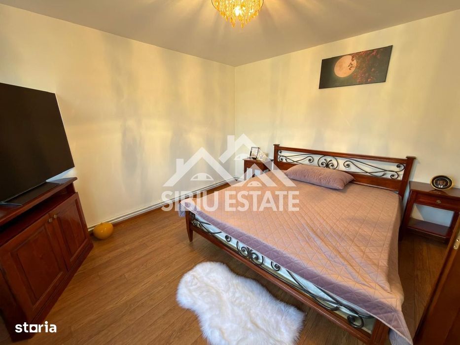 Casa Spectaculoasa Semipasiva cu teren de 1.000 mp.de vanzare in Orlat