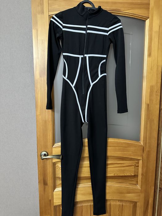 Продам комбинезон