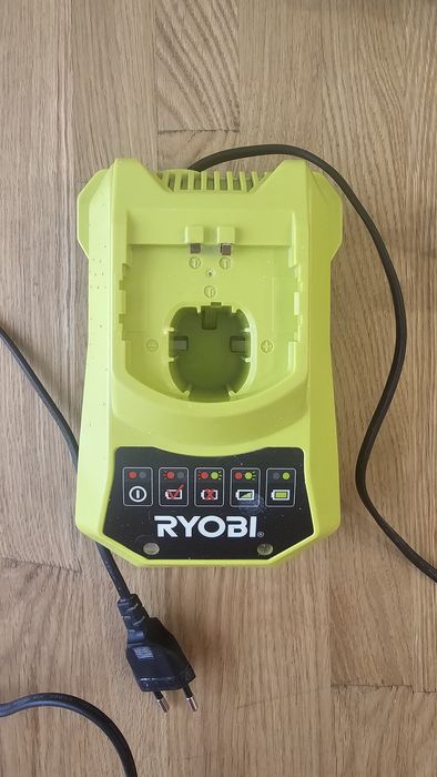 Продам шуруповерт RYOBI.