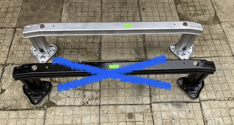 Основа задна броня за тойота урбан крузер/Toyota urban cruser