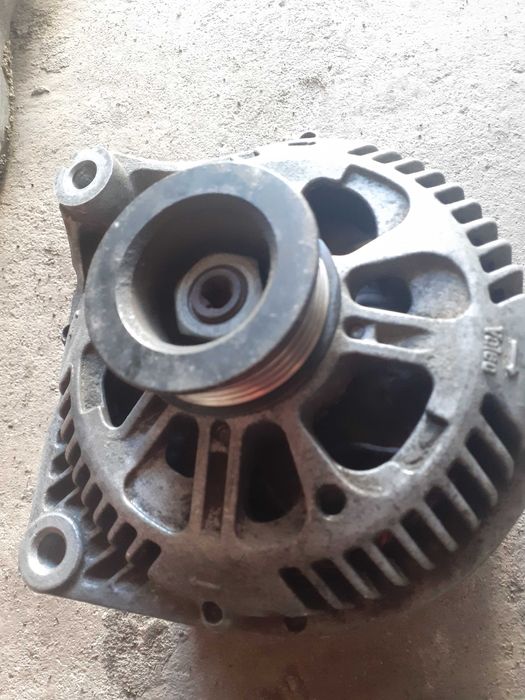 De vânzare alternator