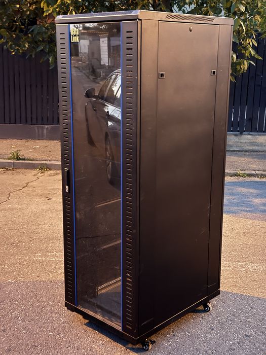Vand  rack servar data link
