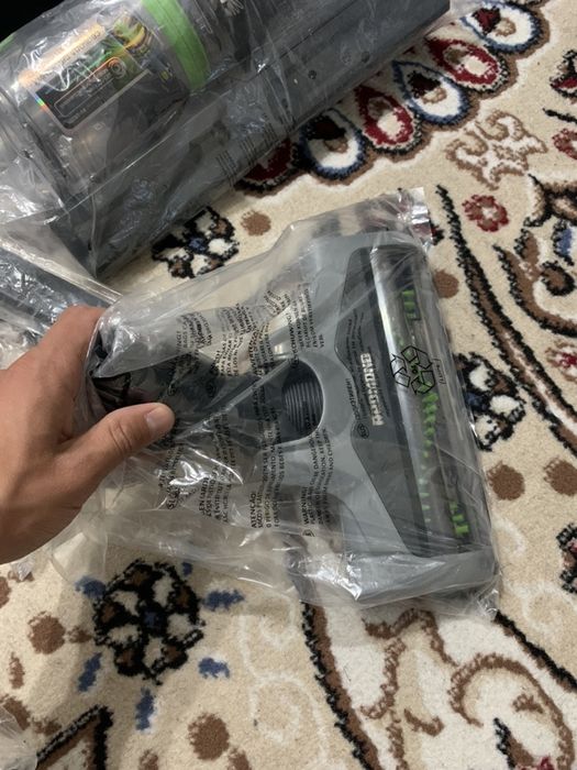 Без провдной пылесос с акумляторам