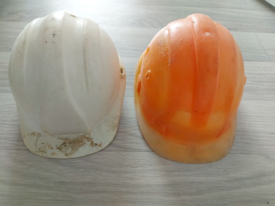 Каски срочно продается