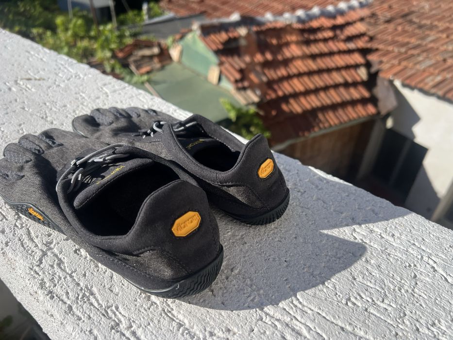 Боси Обувки Vibram Five Finger 38.5