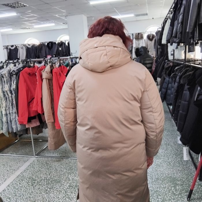 ППродам  тёплый пуховик новый