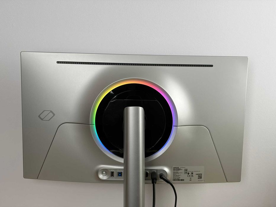 Samsung Odyssey G6 G60SF, Monitor Gaming 27" OLED cu refresh de 500Hz