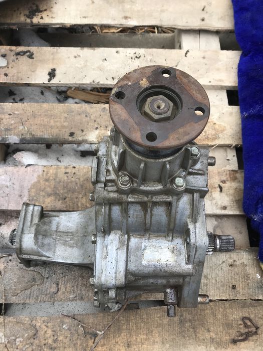 Раздатка Hyundai Tucson 2.0