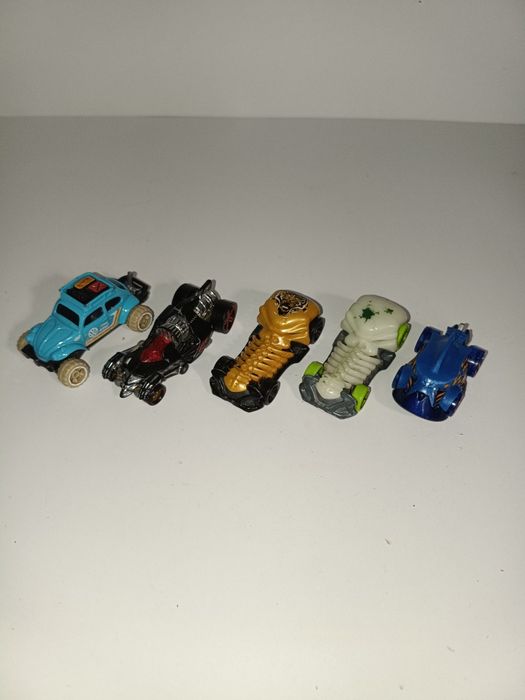 Продам машинки hot wheels