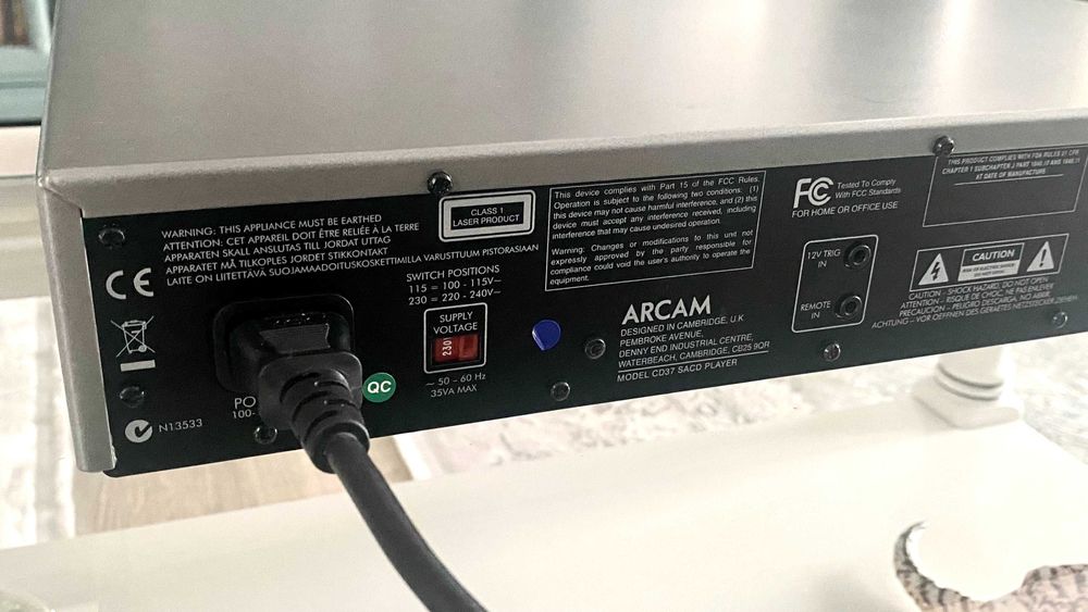 Vand SACD/ CD high end Arcam CD37