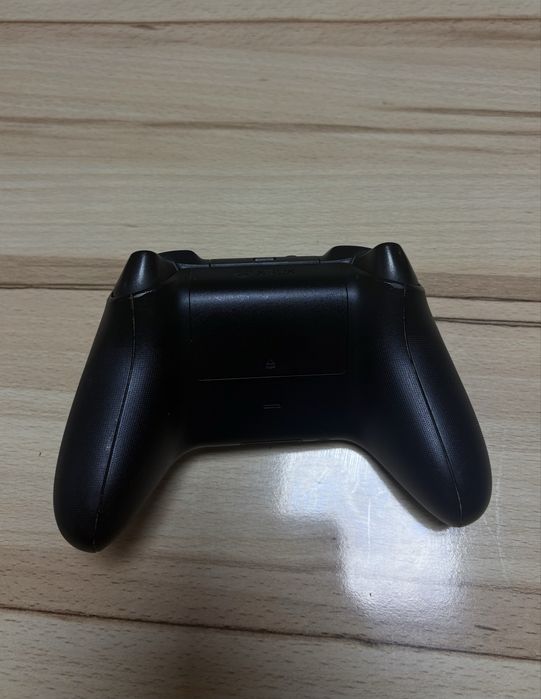 Безжичен контролер Microsoft - Black (Xbox One/Series S/X)