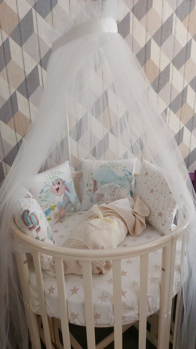 детская кровать-трансформер с бортиками