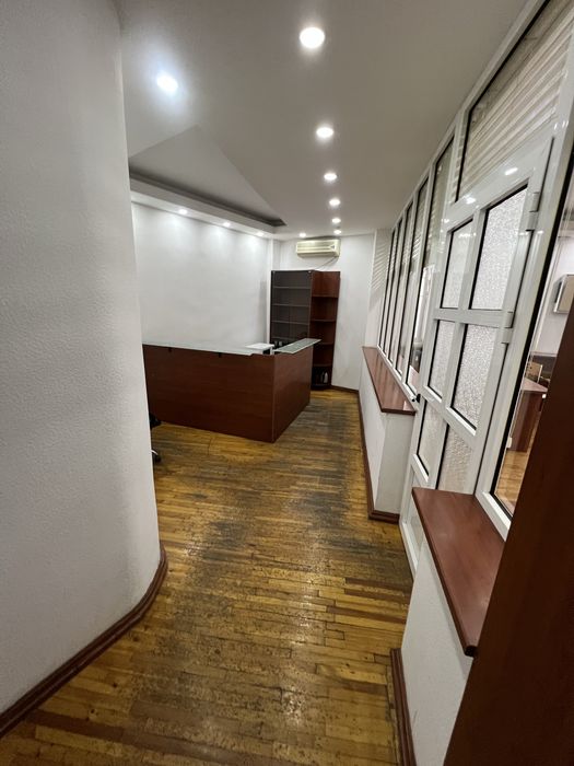 Аренда под офис С Мебелью! 2 комната, 2 минут от метро Айбек! 55м2