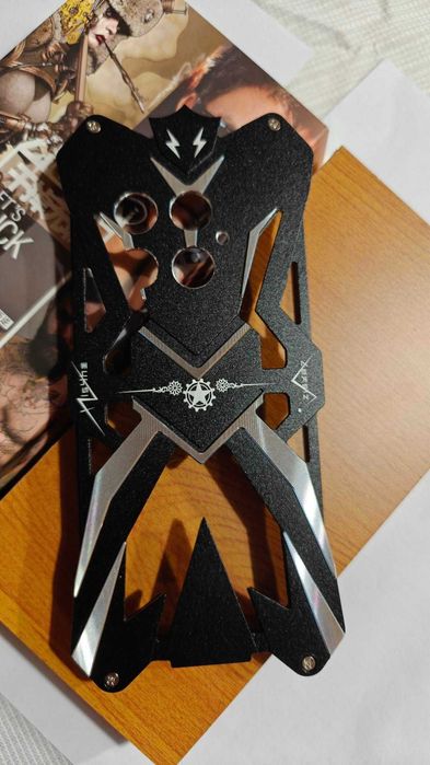 OnePlus 13-уникален алуминиев гръб-калъф-протектор от най-висок клас