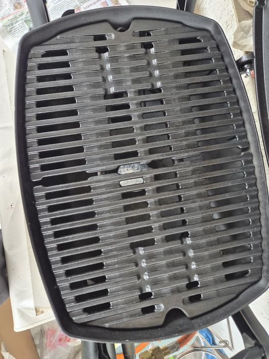 Weber Q1200 BBQ газов грил, като нов