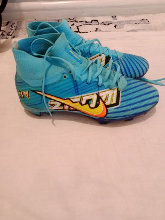 Бутсы для футбола