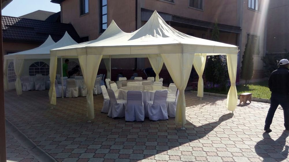 Аренда Шатры столы и стулье