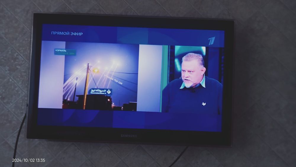 Телевизор SONY и SAMSUNG