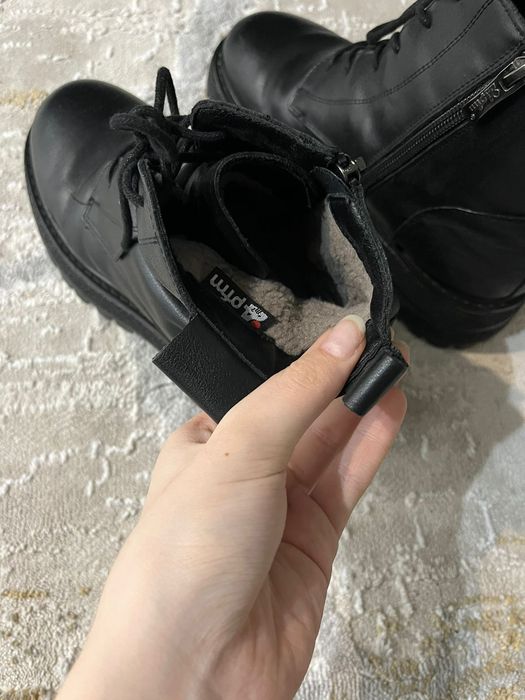 Продам кожаные сапоги.