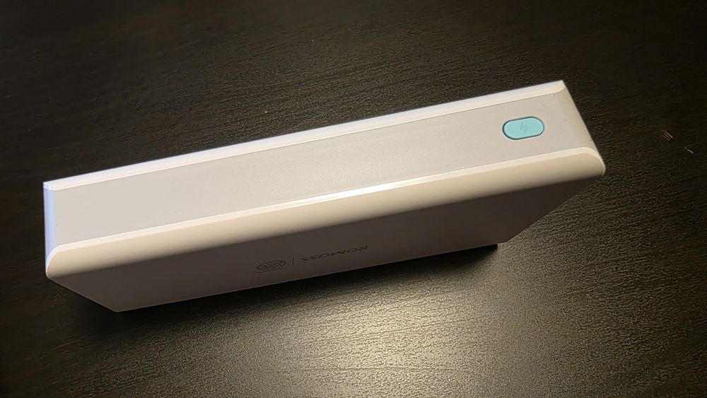 Baterie externă Romoss Sense 8+ 30000 mAh  (impecabilă) +  husă din silicon