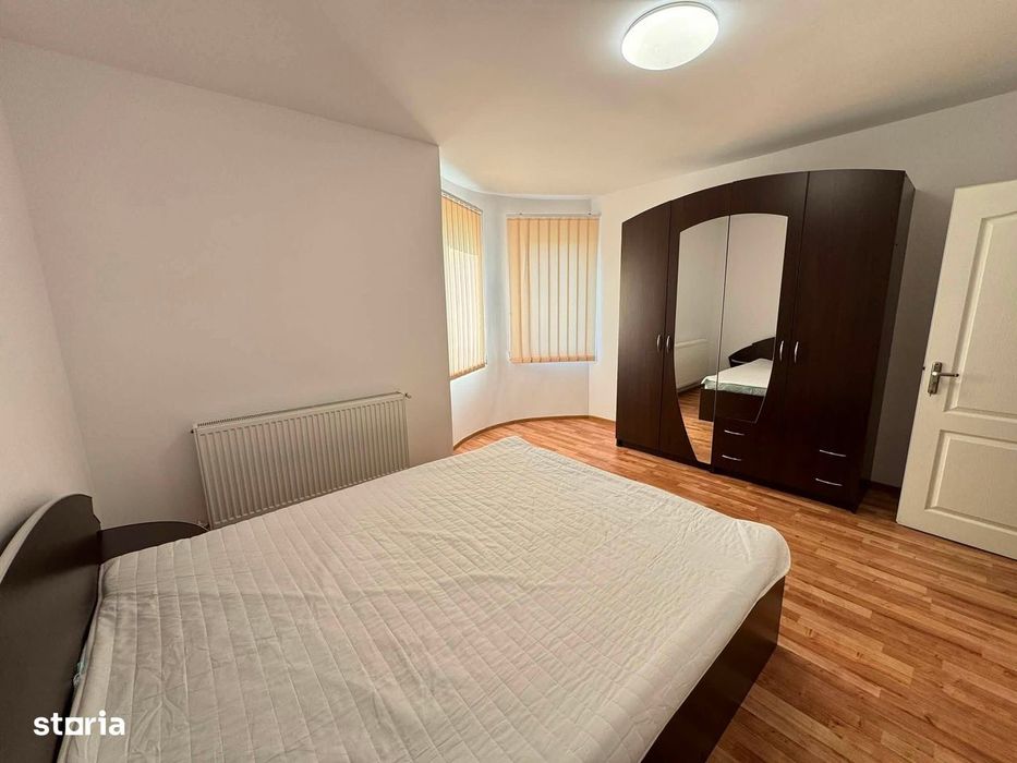 Apartament 90 mp, 3 camere,  la casa cu curte, Zona Belvedere