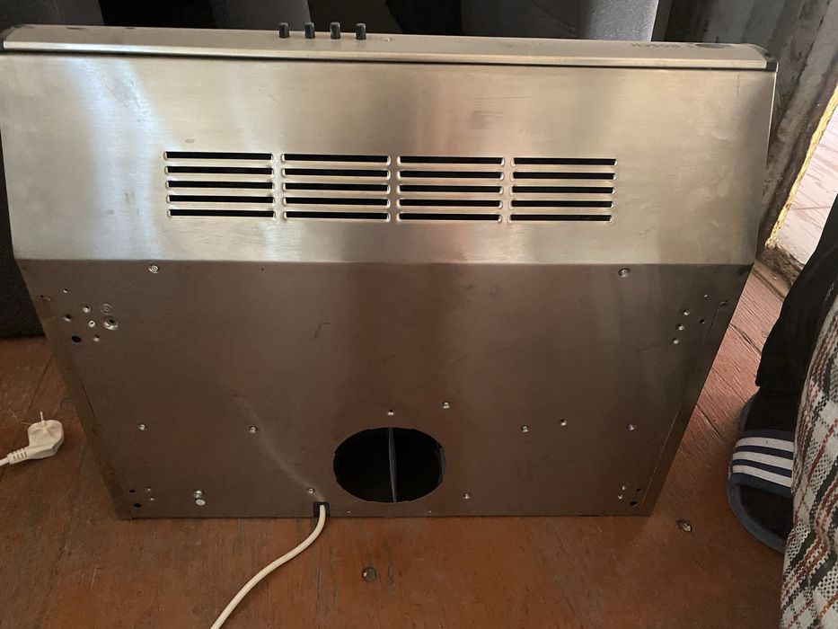 Срочно продам вытяжку бош