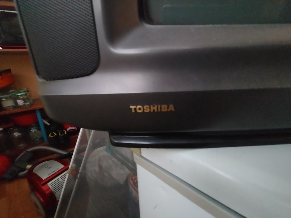 Цветной телевизор