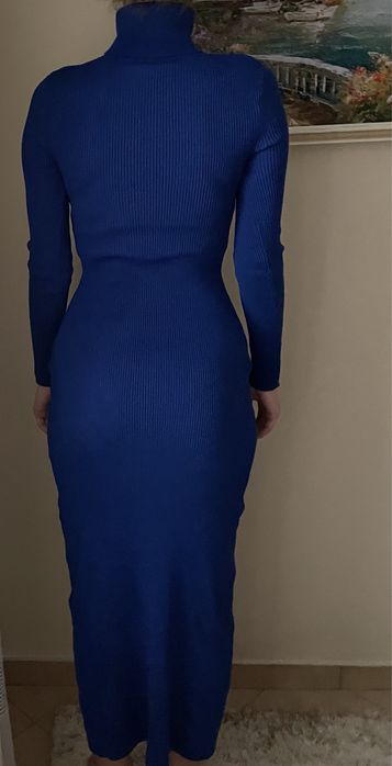 Тъмносиня рокля Zara