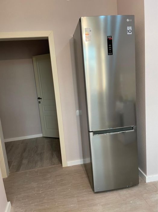 Новый Холодильник LG