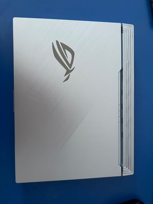 Laptop Gaming Asus gstrix 15