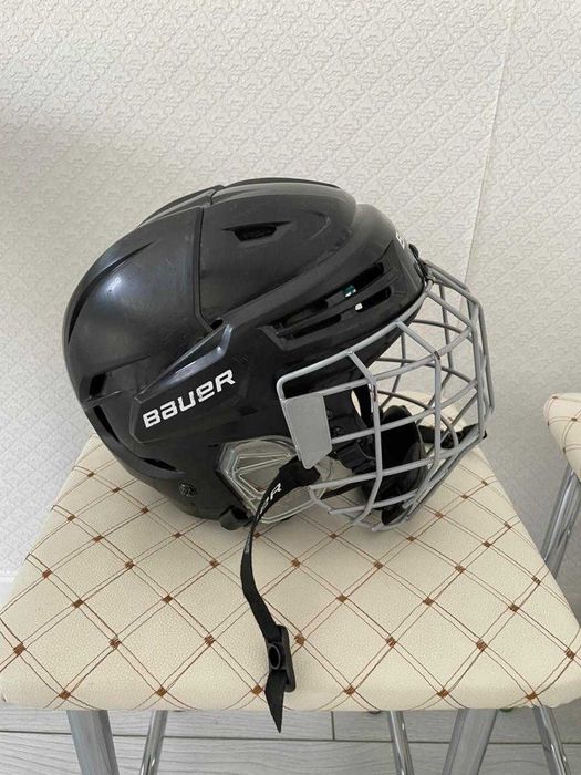 Хоккейный шлем BAUER