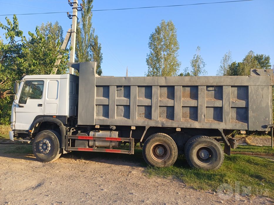 hovo samosval, motor karopka xolati yaxshi